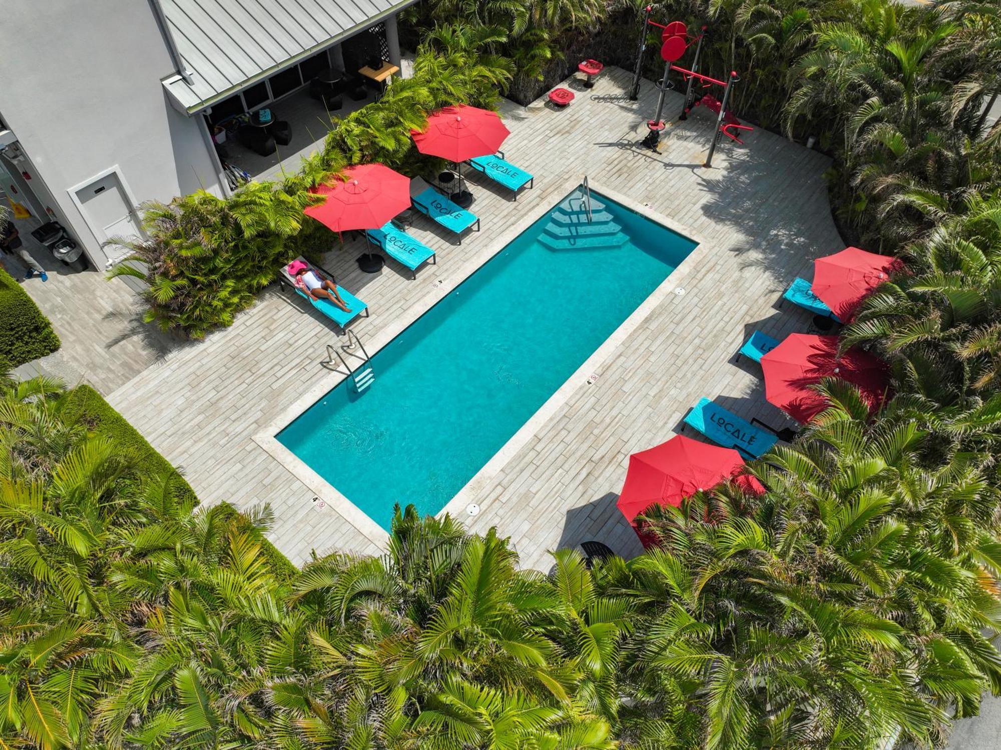 The Locale Hotel Grand Cayman 조지 타운 외부 사진